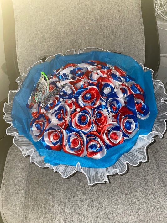 Bouquet éternel tricolore en ruban – 40€